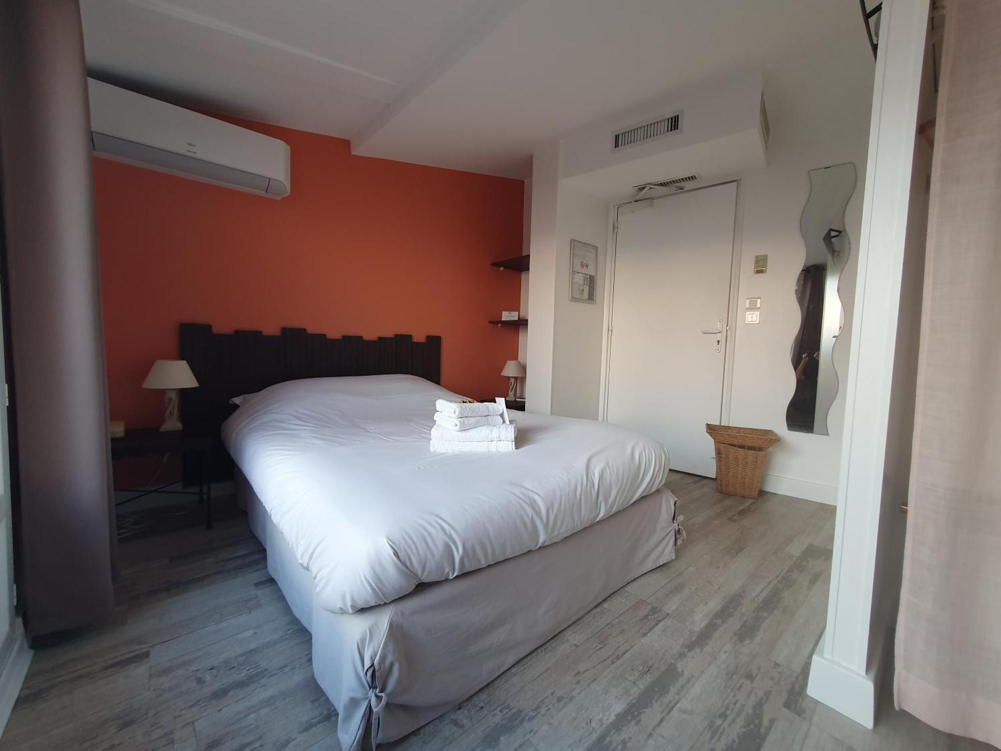 Hotel Les Calanques 3*