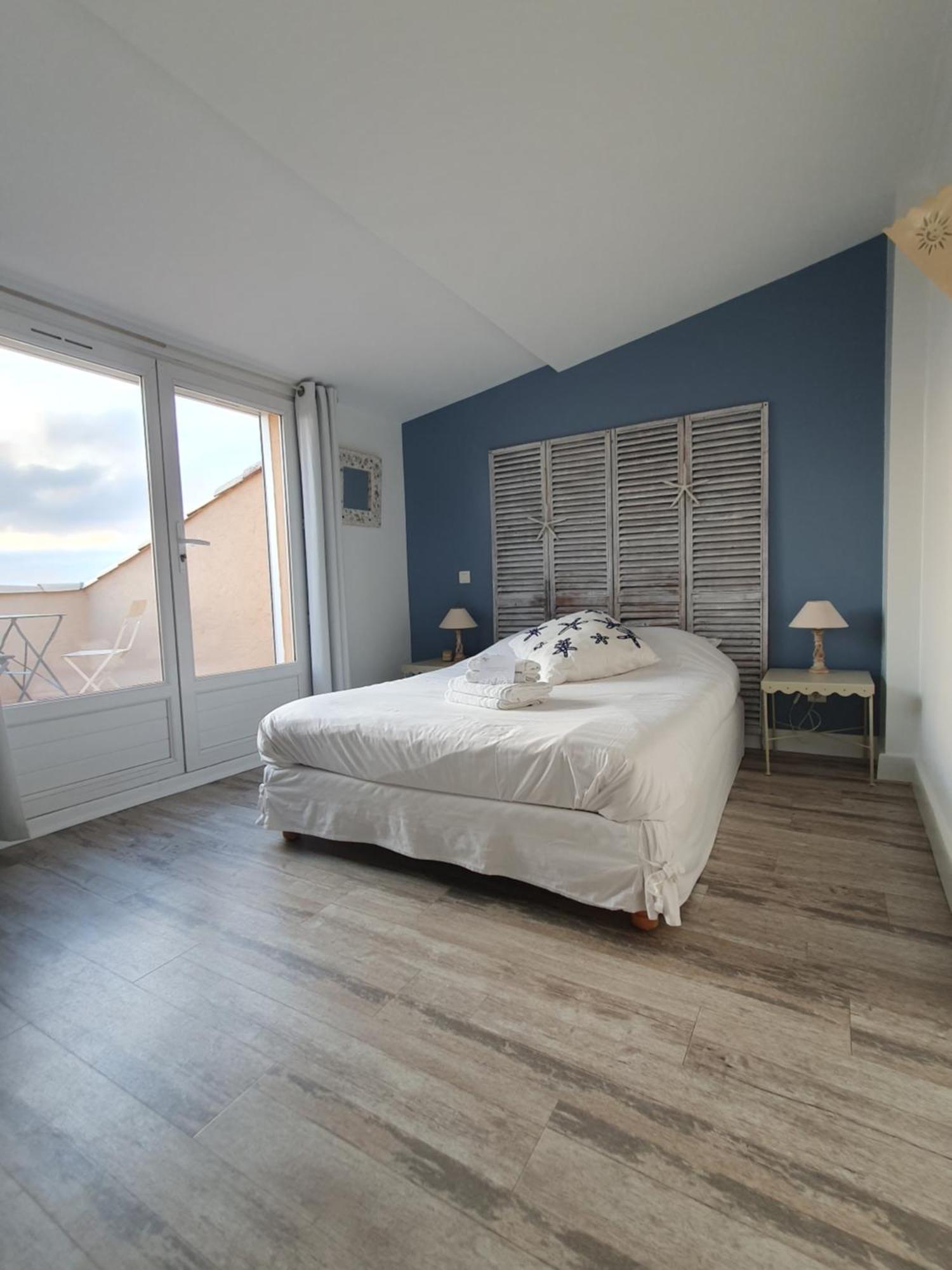 Hotel Les Calanques 3*