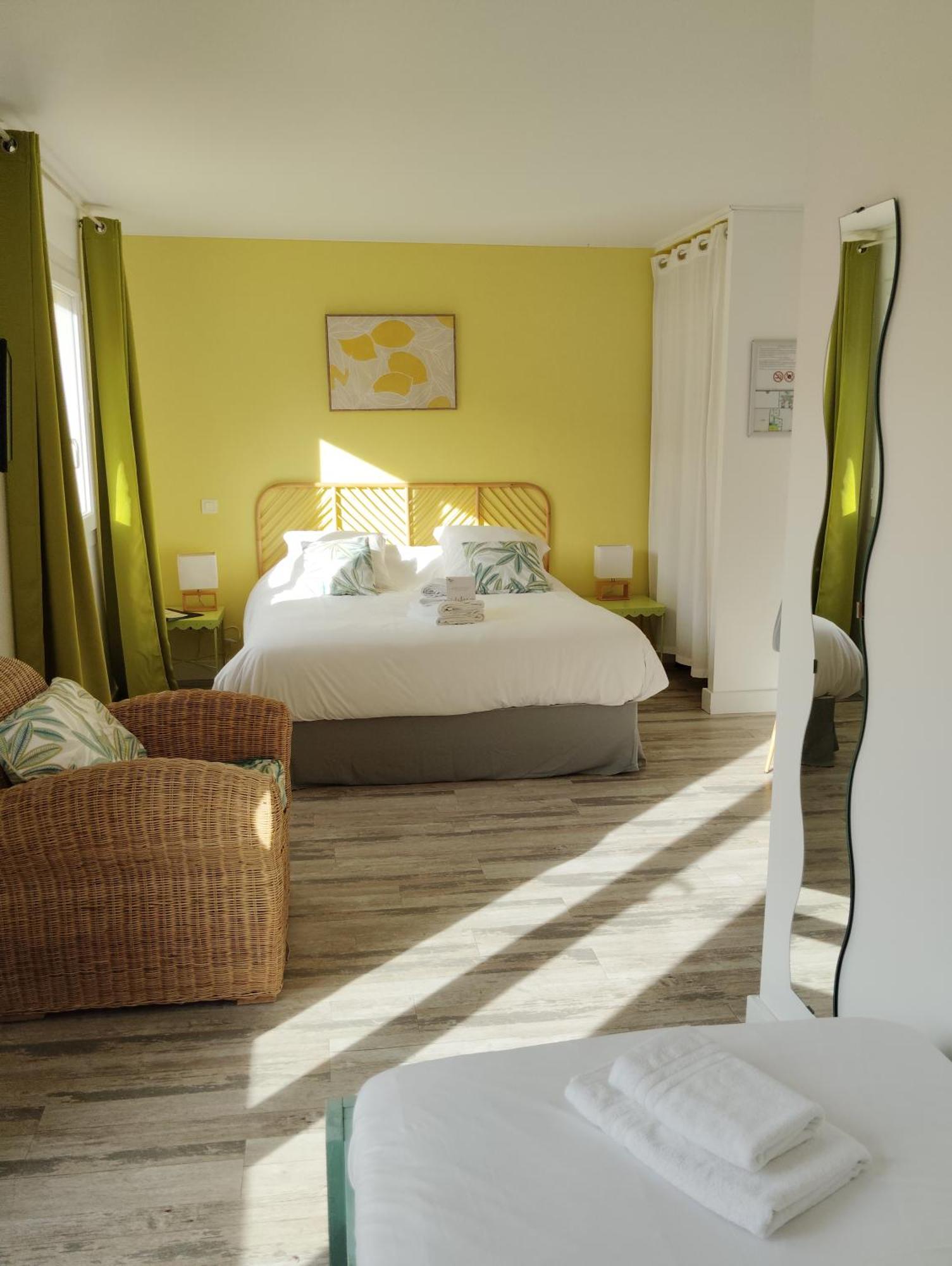 Les Calanques Hotel 3*